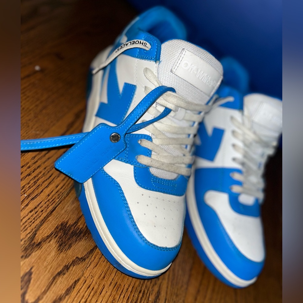 OFF-White c/o Virgil Abloh™️ OUT OF OFFICE SNEAKER